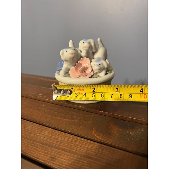 Vintage Porcelain Figurine 3 Blue & White Puppies In Basket‎ With Flowers 3" - Picture 8 of 9